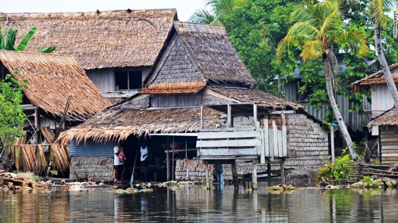 Communities in parts of the Solomom Islands have been forced to move to higher ground as the receding coastline allows seawater to flood their homes