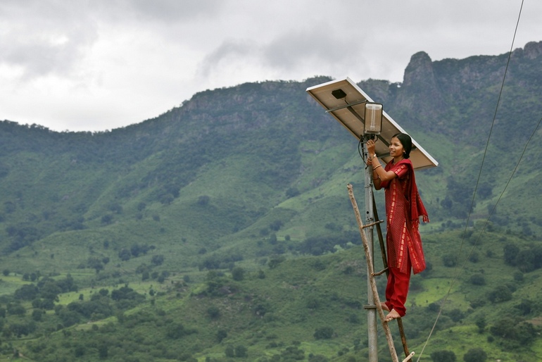 A NAMA solar power project. Photo credit: DFID 